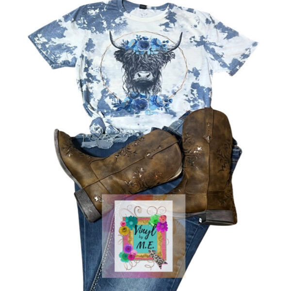 Blue Highland Cow tee
