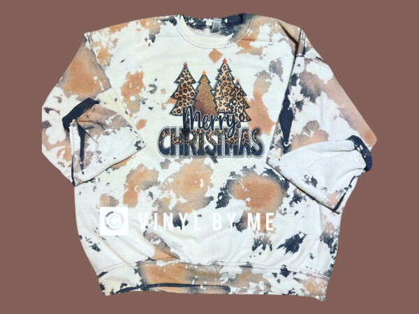 Brown leopard Merry Christmas