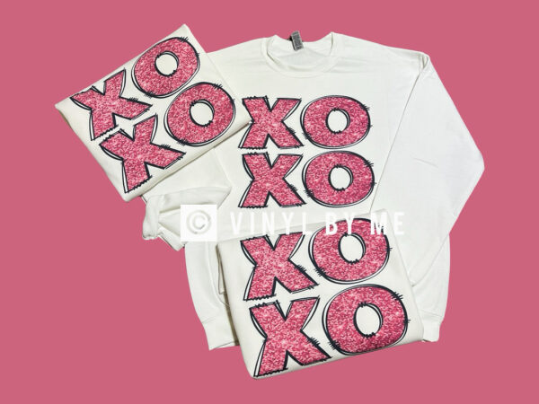 Xoxo white sweatshirt