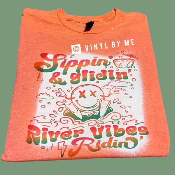 Sippin’ & gliding’ bleached tee