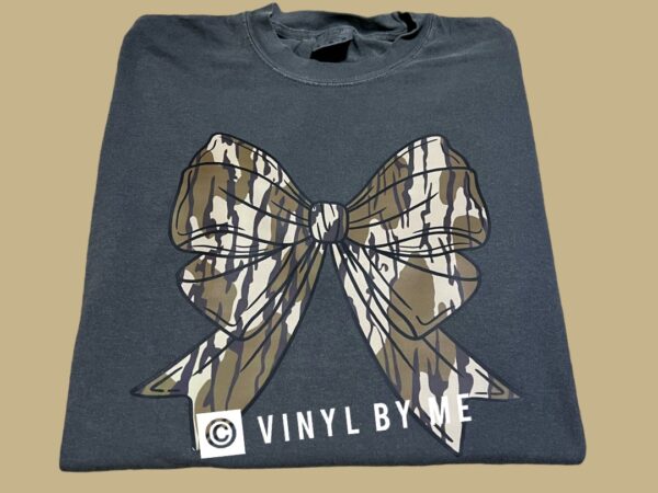 Comfort color camo bow tee