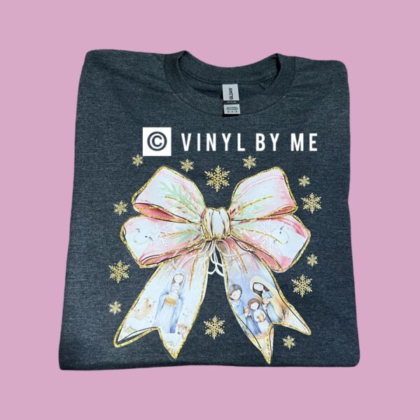 Jesus nativity bow tee