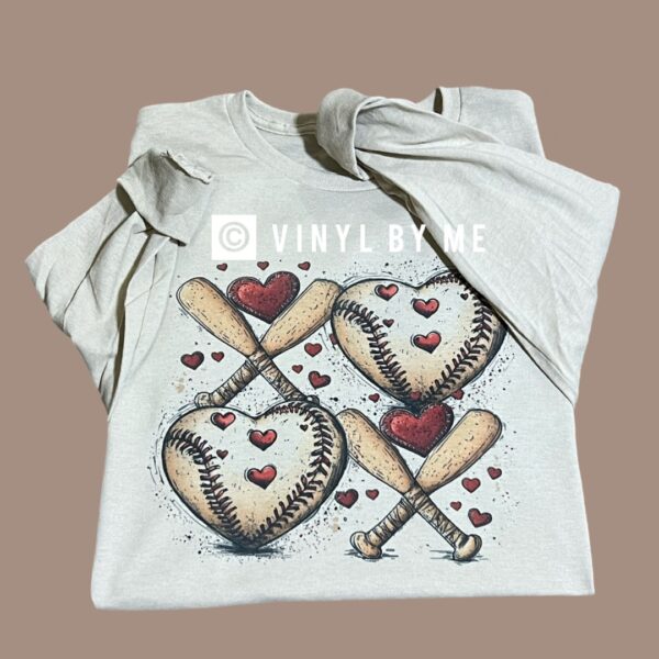 Longsleeve tan baseball heart tee