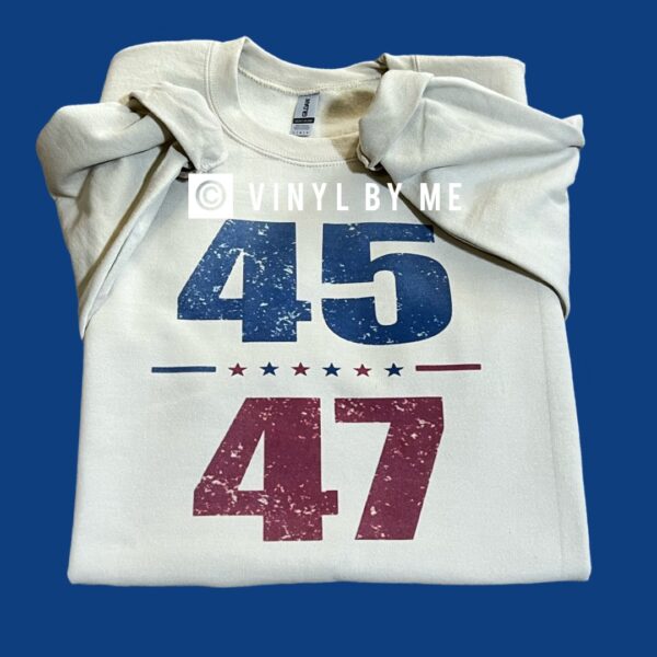 45/47 tan sweatshirt