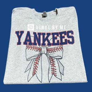 Yankees baseball bow tee