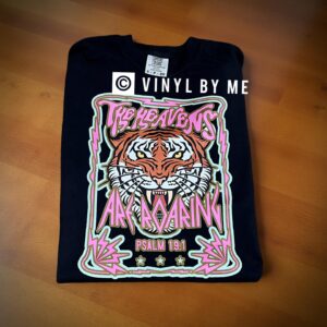 Black comfort color roaring tee