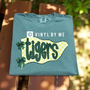 Light green comfort color tigers flag tee