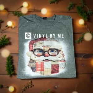 Green bleached quilted Santa tee