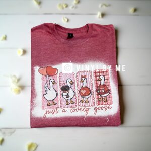 Red bleached lovely goose tee