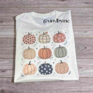 Natural stacked pumpkins tee